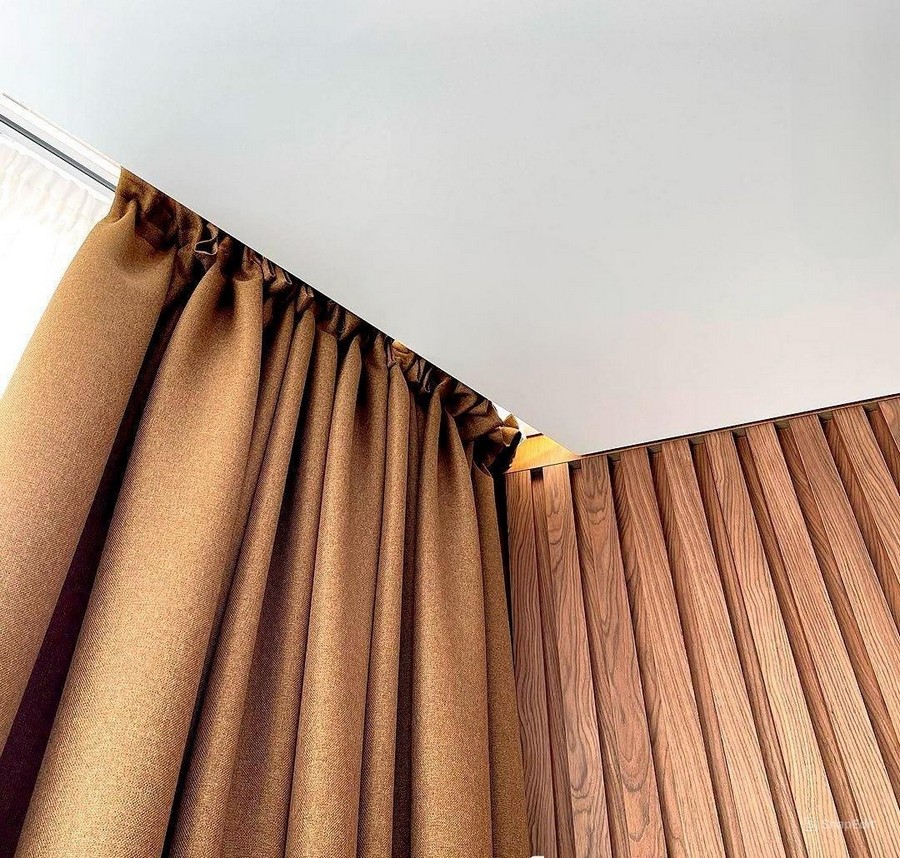 натяжна стеля з скритим карнізом